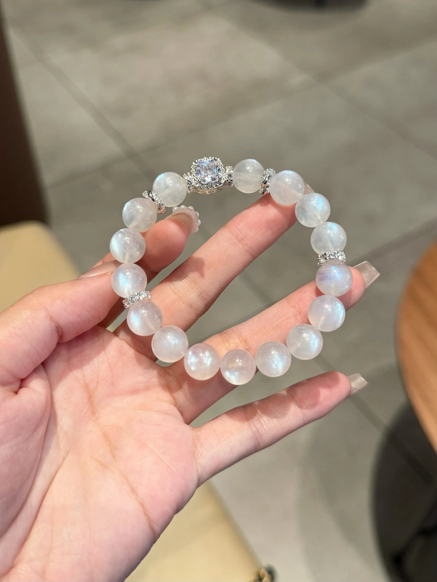 💎 Pure Clarity – Clear Quartz Energy Bracelet